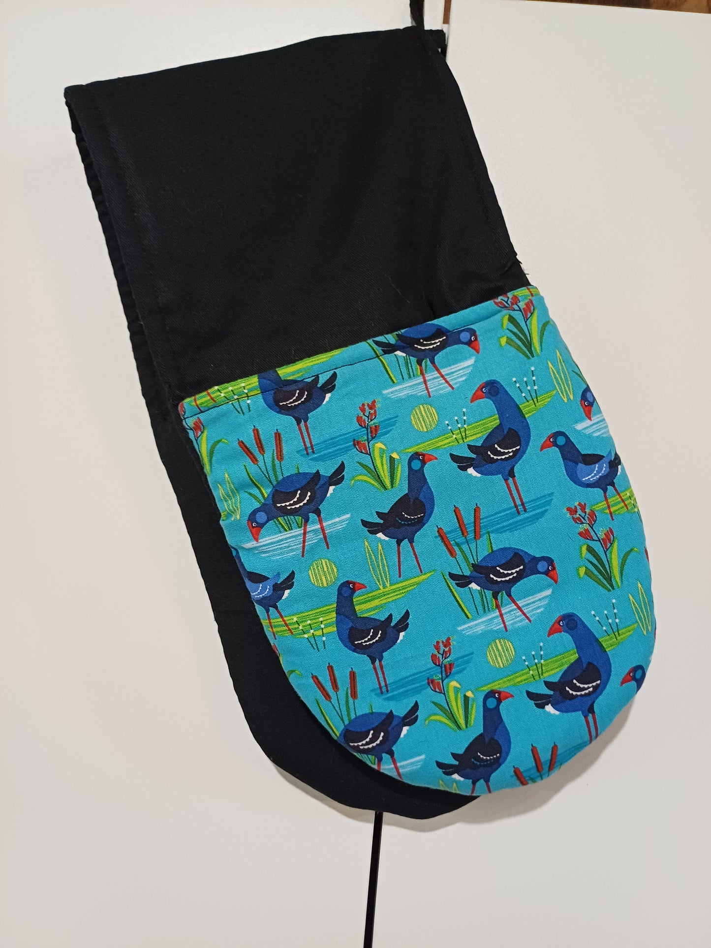 Double ended oven mitts