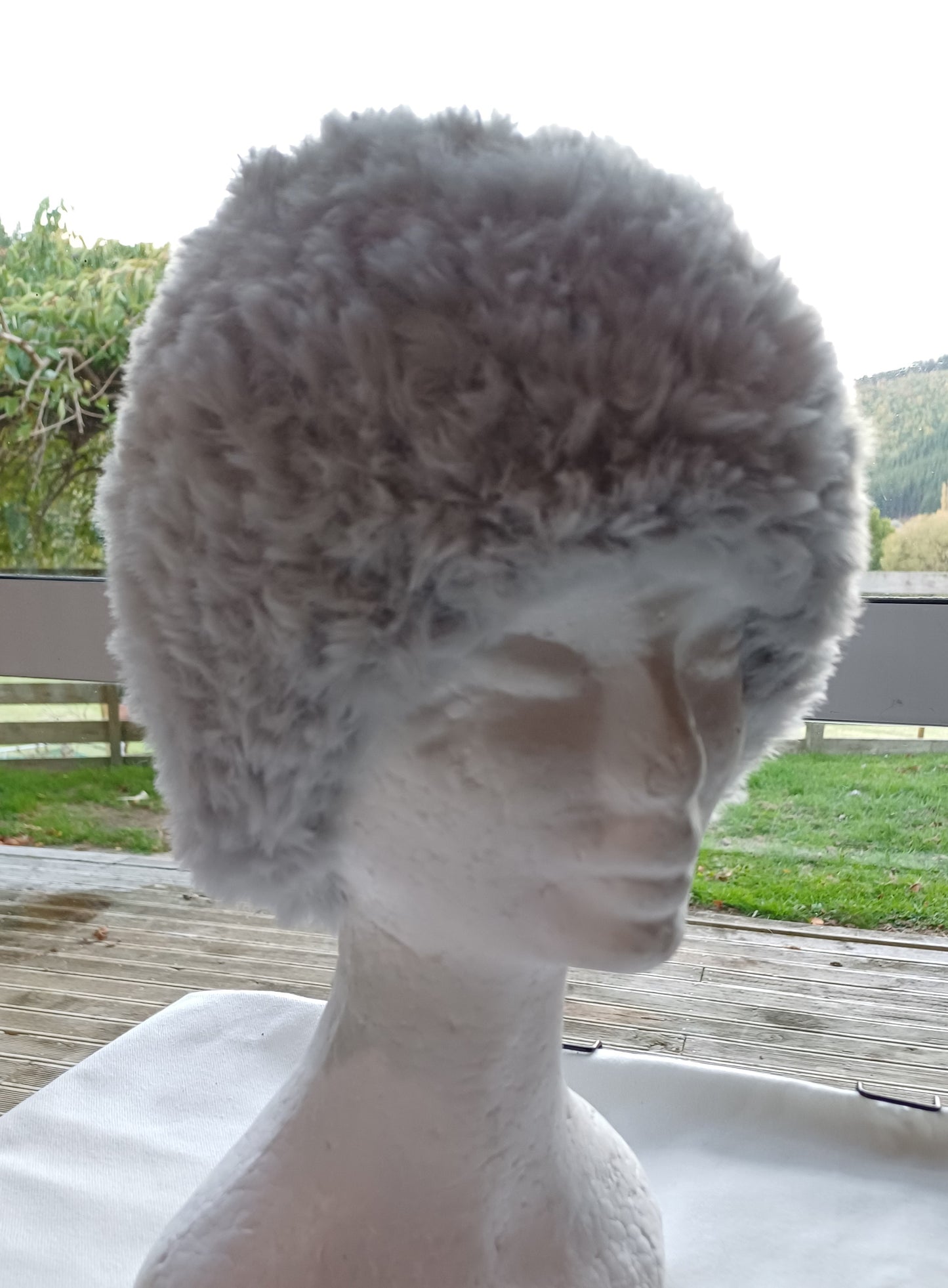 Fur knitted hats.