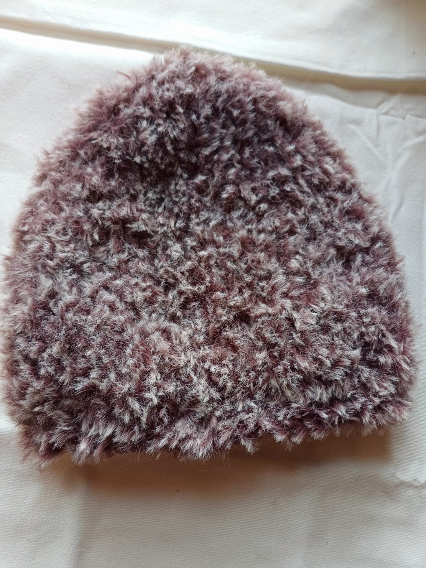 Fur knitted hats.