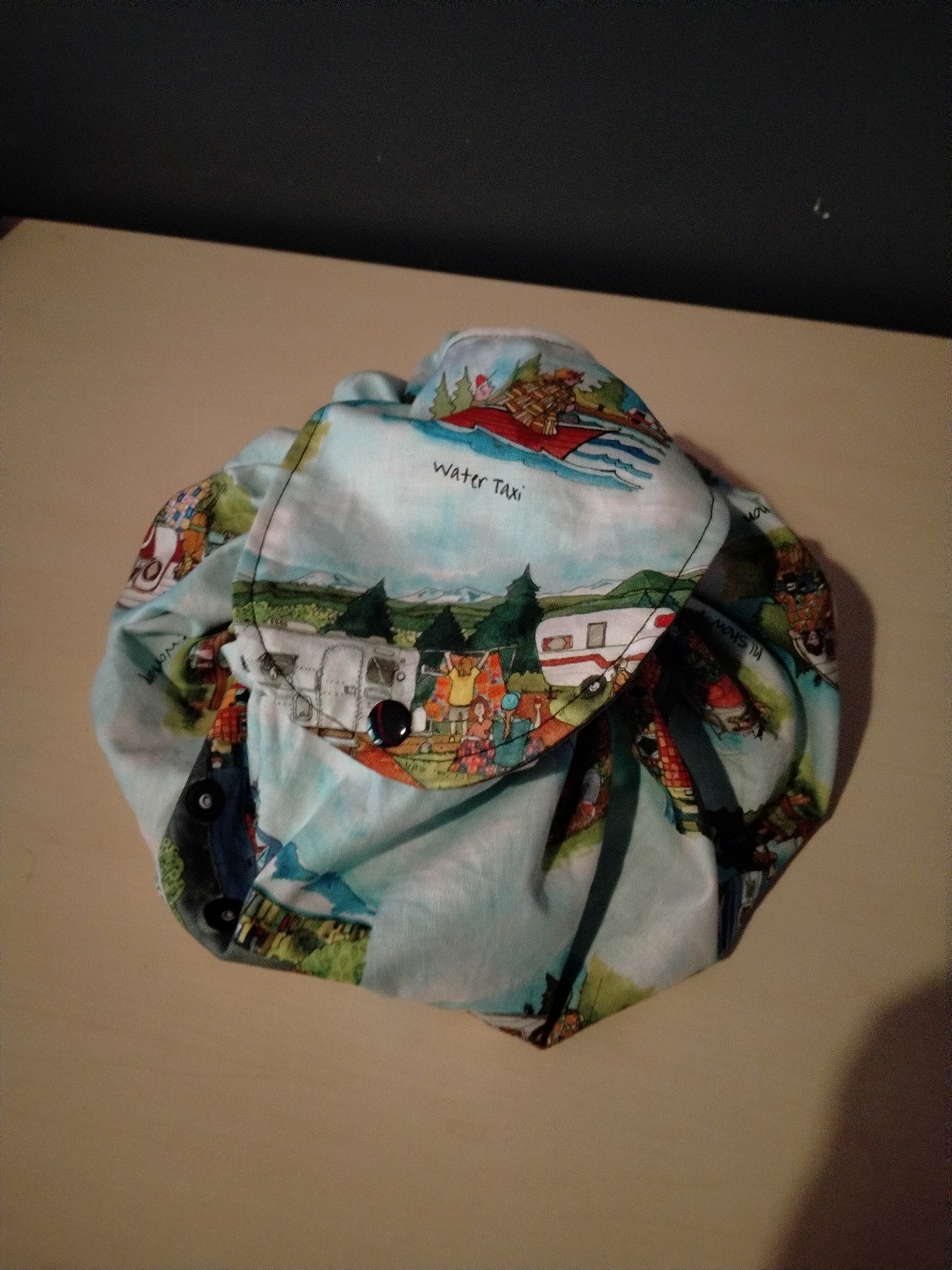 Make up / toilet bag.